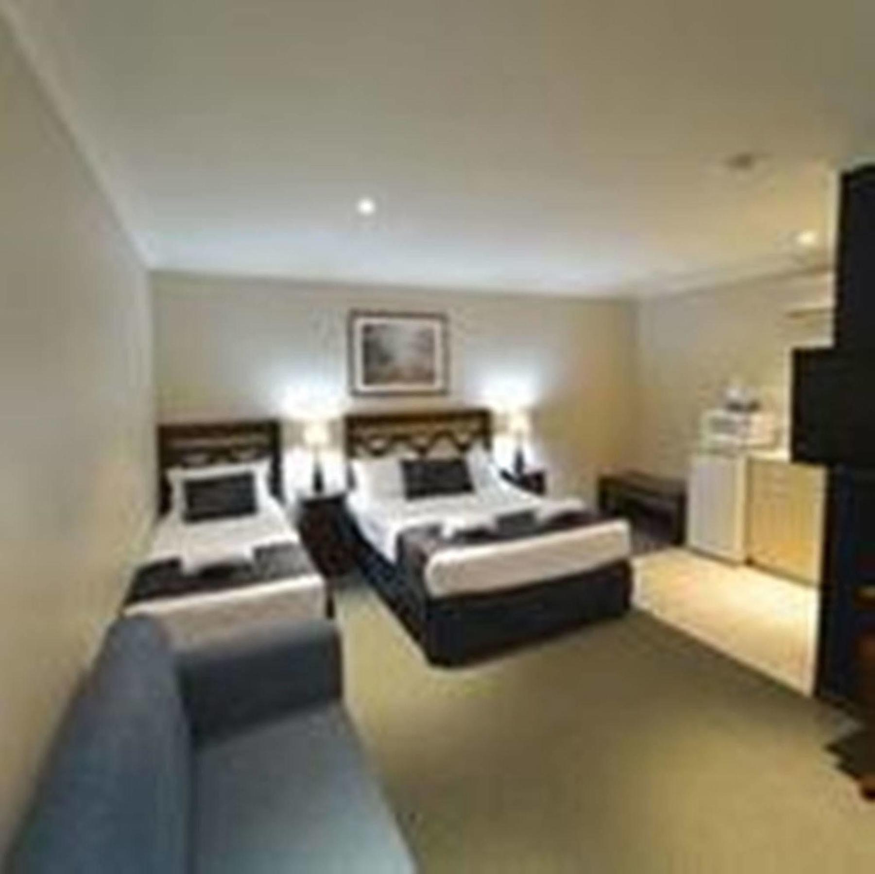 Wattle Grove Motel Perth Esterno foto