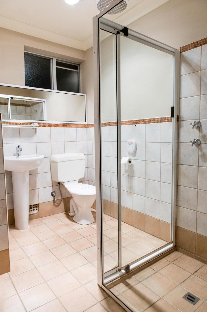 Wattle Grove Motel Perth Esterno foto