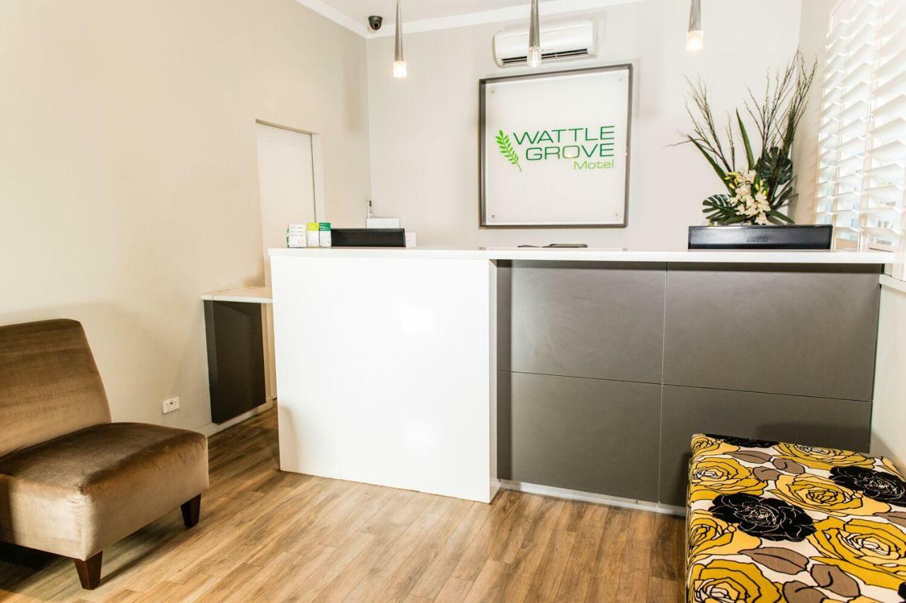 Wattle Grove Motel Perth Esterno foto